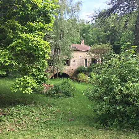 Le Du Val Hébergement de vacances *