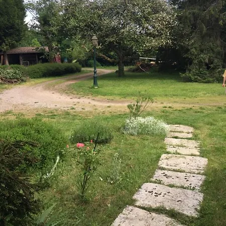 Le Du Val Semesterbostad