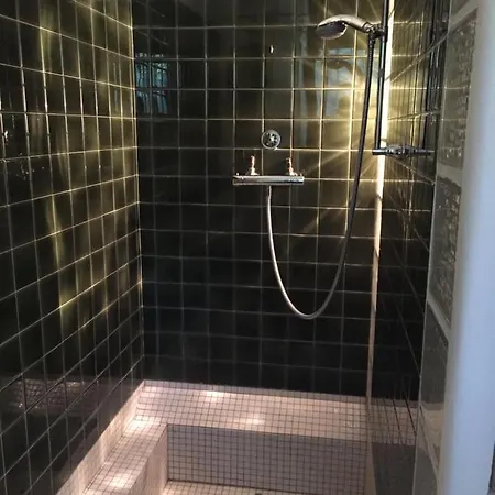 Le Du Val Semesterbostad