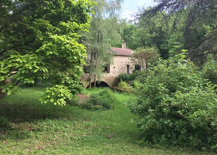 Le Du Val Holiday home *