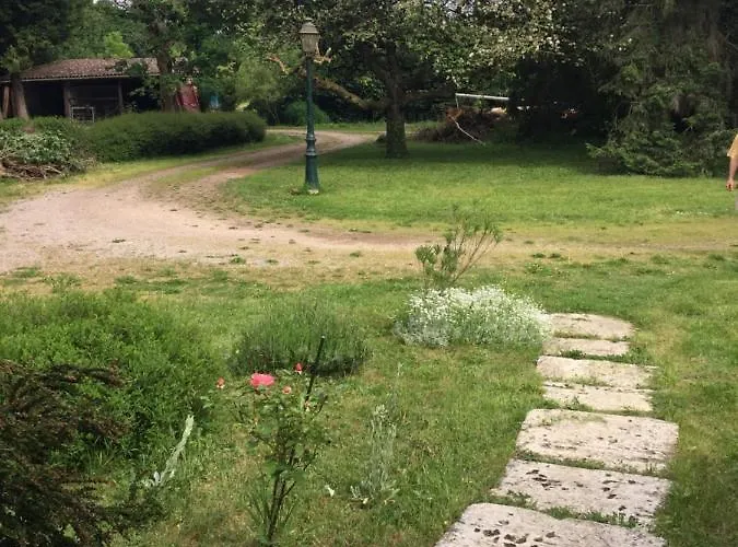 Le Du Val Holiday home